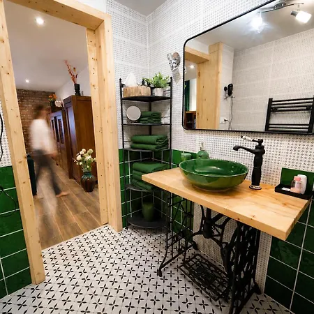 Entire Loft In Budapest, Szell Kalman Ter Budapest