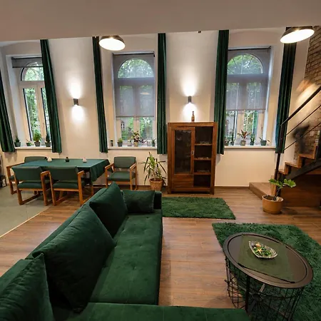 Apartment Entire Loft In Budapest, Szell Kalman Ter *